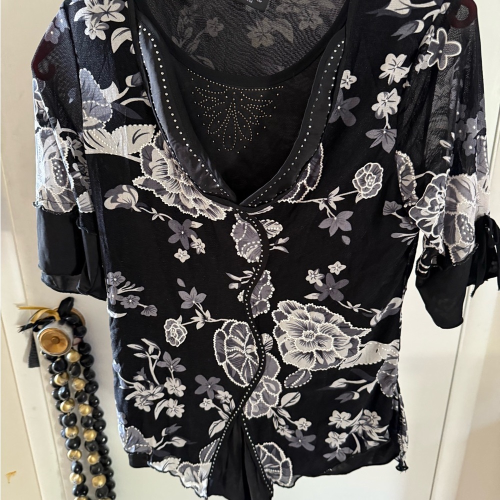 Simply Irresistible Black and White Floral Blouse